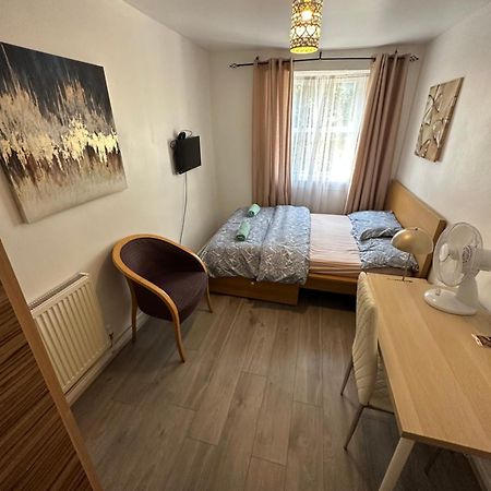 City Apartment 2 Лондон Екстер'єр фото